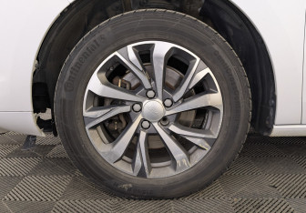 Подержанный автомобиль Haval Jolion 2023 года (12 фото)