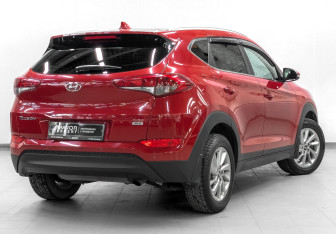 Подержанный автомобиль Hyundai Tucson 2018 года (5 фото)