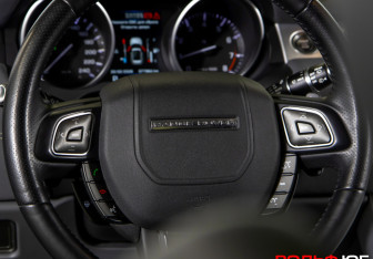 Подержанный автомобиль Land Rover Range Rover Evoque 2012 года (11 фото)