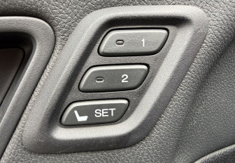 Подержанный автомобиль Honda Crosstour 2012 года (12 фото)