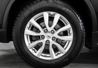 Подержанный автомобиль Nissan X-Trail 2020 года (16 фото)