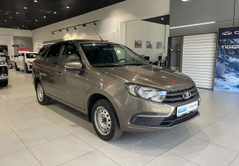 Подержанный автомобиль LADA (ВАЗ) Granta Liftback 2024 года (3 фото)