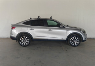 Подержанный автомобиль Renault Arkana 2019 года (7 фото)