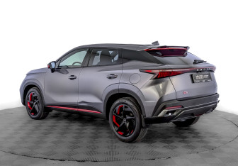 Подержанный автомобиль Omoda C5 2023 года (7 фото)