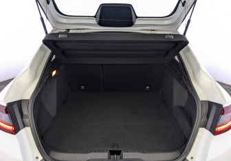 Подержанный автомобиль Renault Arkana 2021 года (10 фото)