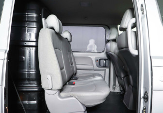 Подержанный автомобиль Hyundai Grand Starex 2018 года (15 фото)