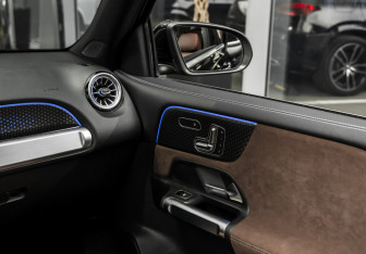 Новый Mercedes-Benz GLB 2025 (23 фото)