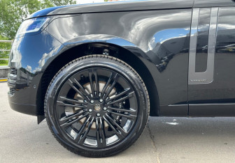 Новый Land Rover Range Rover 2025 (6 фото)