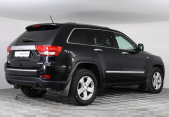 Подержанный автомобиль Jeep Grand Cherokee 2012 года (5 фото)