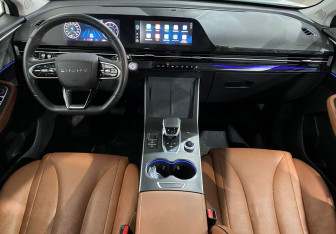 Подержанный автомобиль Omoda C5 2022 года (9 фото)