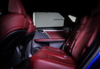 Подержанный автомобиль Lexus RX 2017 года (11 фото)