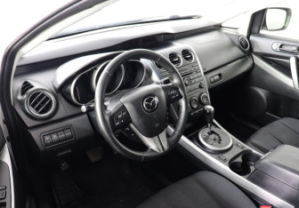 Подержанный автомобиль Mazda CX-7 2011 года (7 фото)