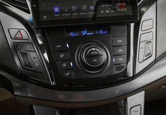 Подержанный автомобиль Hyundai i40 Sedan 2015 года (20 фото)