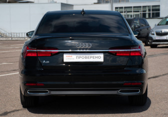 Подержанный автомобиль Audi A6 Sedan 2021 года (6 фото)