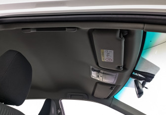 Подержанный автомобиль Toyota Camry Sedan 2015 года (23 фото)