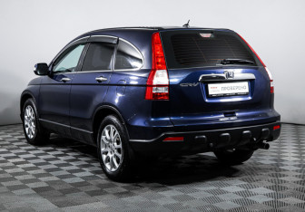 Подержанный автомобиль Honda CR-V 2007 года (7 фото)
