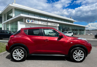 Подержанный автомобиль Nissan Juke 2011 года (4 фото)