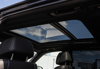 Подержанный автомобиль BMW X5 2011 года (20 фото)