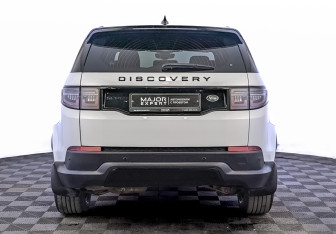 Подержанный автомобиль Land Rover Discovery Sport 2020 года (6 фото)