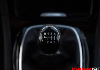 Подержанный автомобиль Ford S-MAX 2011 года (14 фото)