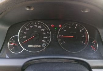 Подержанный автомобиль Toyota Land Cruiser Prado 2008 года (14 фото)