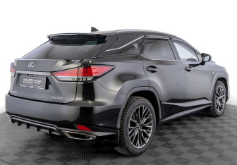 Подержанный автомобиль Lexus RX 2019 года (5 фото)
