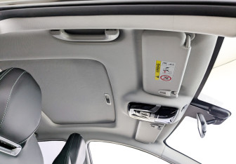 Подержанный автомобиль Москвич 6 2023 года (23 фото)