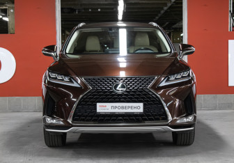 Подержанный автомобиль Lexus RX 2021 года (2 фото)