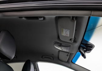 Подержанный автомобиль Hyundai i40 Sedan 2014 года (23 фото)