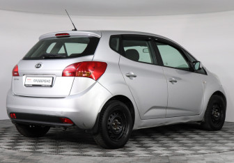 Подержанный автомобиль Kia Venga 2013 года (3 фото)