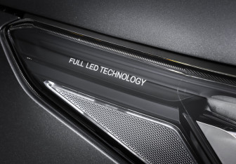 Подержанный автомобиль Changan CS95 2023 года (25 фото)