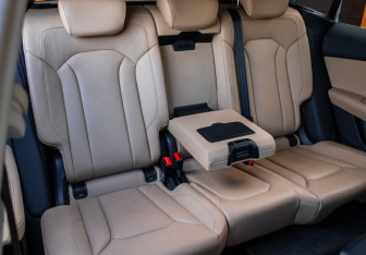 Подержанный автомобиль Audi Q8 2021 года (8 фото)