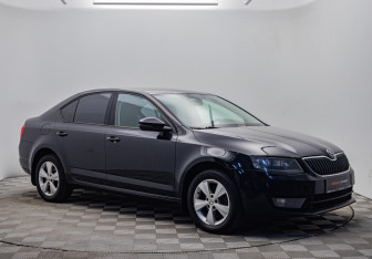 Подержанный автомобиль Skoda Octavia Liftback 2014 года (7 фото)