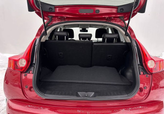 Подержанный автомобиль Nissan Juke 2013 года (15 фото)