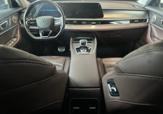 Подержанный автомобиль Chery Tiggo 8 Pro Max 2024 года (11 фото)