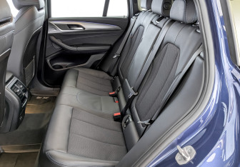 Подержанный автомобиль BMW X4 2021 года (12 фото)