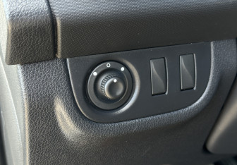 Подержанный автомобиль Renault Sandero 2020 года (12 фото)