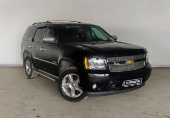 Подержанный автомобиль Chevrolet Tahoe 2012 года (3 фото)