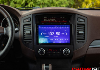 Подержанный автомобиль Mitsubishi Pajero 2012 года (12 фото)