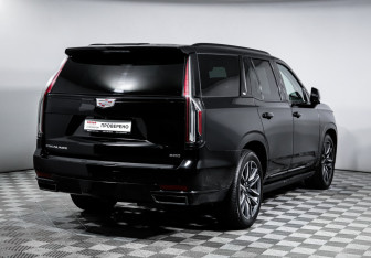 Подержанный автомобиль Cadillac Escalade Suv 2021 года (5 фото)