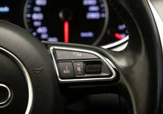 Подержанный автомобиль Audi A4 Sedan 2013 года (16 фото)