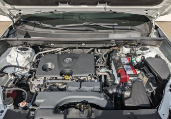 Подержанный автомобиль Toyota RAV4 2021 года (23 фото)