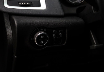 Подержанный автомобиль Opel Astra Sedan 2013 года (15 фото)