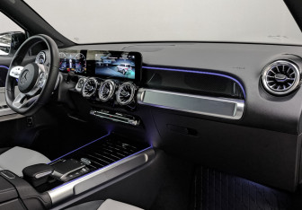 Подержанный автомобиль Mercedes-Benz GLB 2021 года (13 фото)