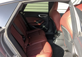 Новый Audi A5 Liftback 2025 (12 фото)