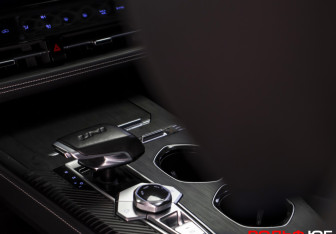 Подержанный автомобиль Changan UNI-K 2023 года (18 фото)