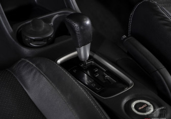 Подержанный автомобиль Mitsubishi Outlander 2014 года (16 фото)