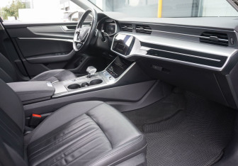Подержанный автомобиль Audi A6 Sedan 2022 года (11 фото)