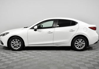 Подержанный автомобиль Mazda 3 Sedan 2016 года (3 фото)