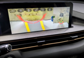 Подержанный автомобиль Exeed LX 2022 года (29 фото)